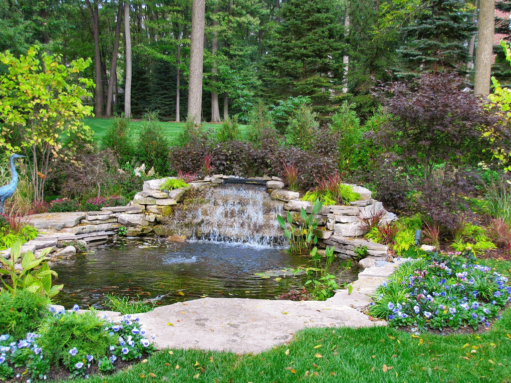 An animated waterfall Gif